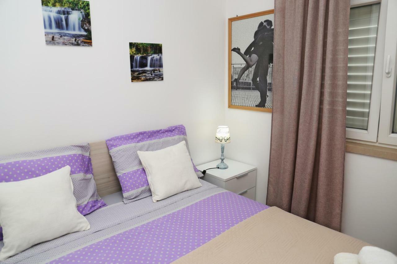 Apartment R&M Lumbarda Eksteriør bilde